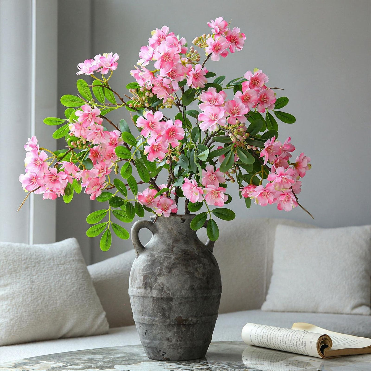 Flores artificiales de gardenia, tallo único con 30 flores, 74 cm, tejido de seda, decoración moderna para interiores