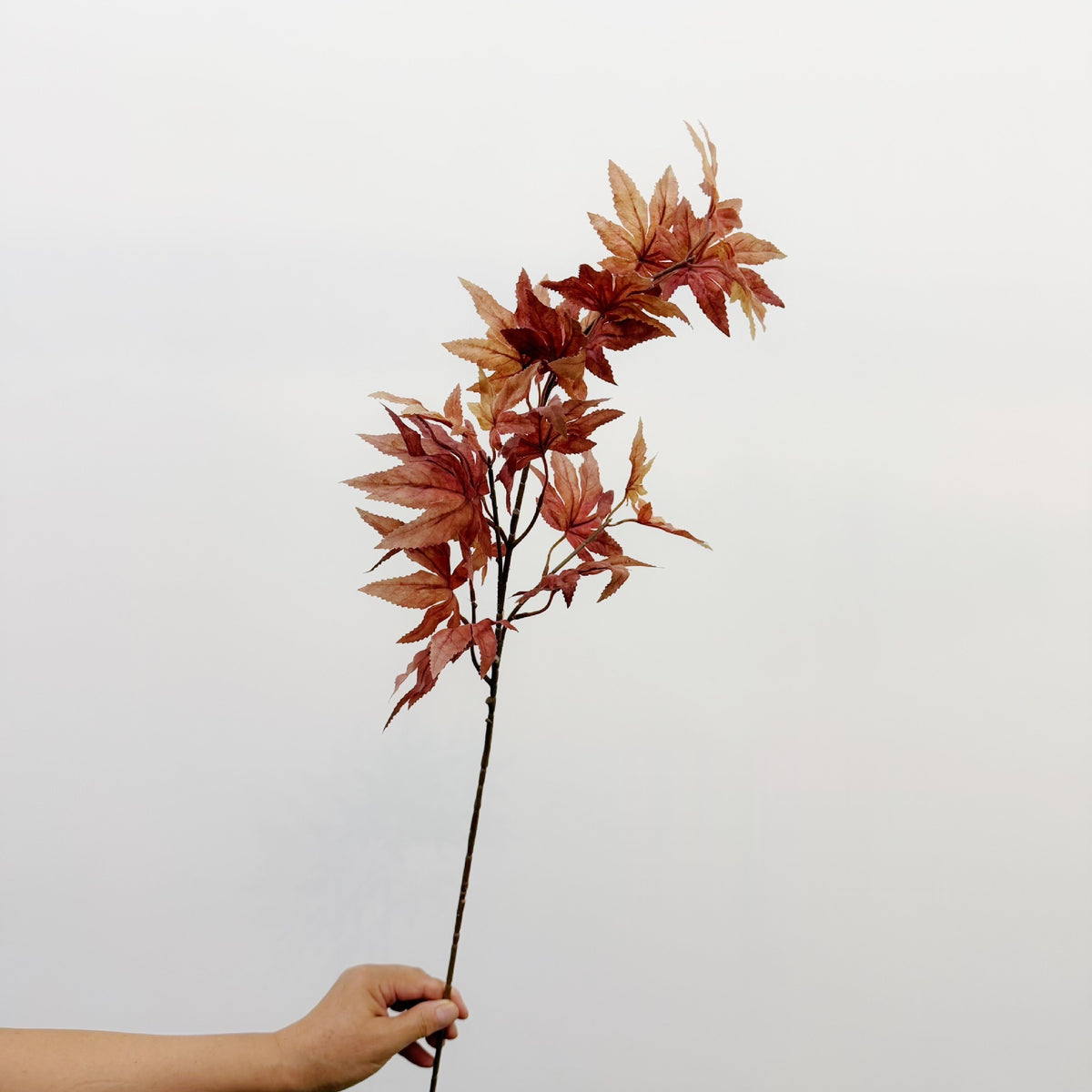 Rama artificial de hoja de arce rojo, estilo retro, 80 cm, decoración rústica y elegante para bodas y hogar
