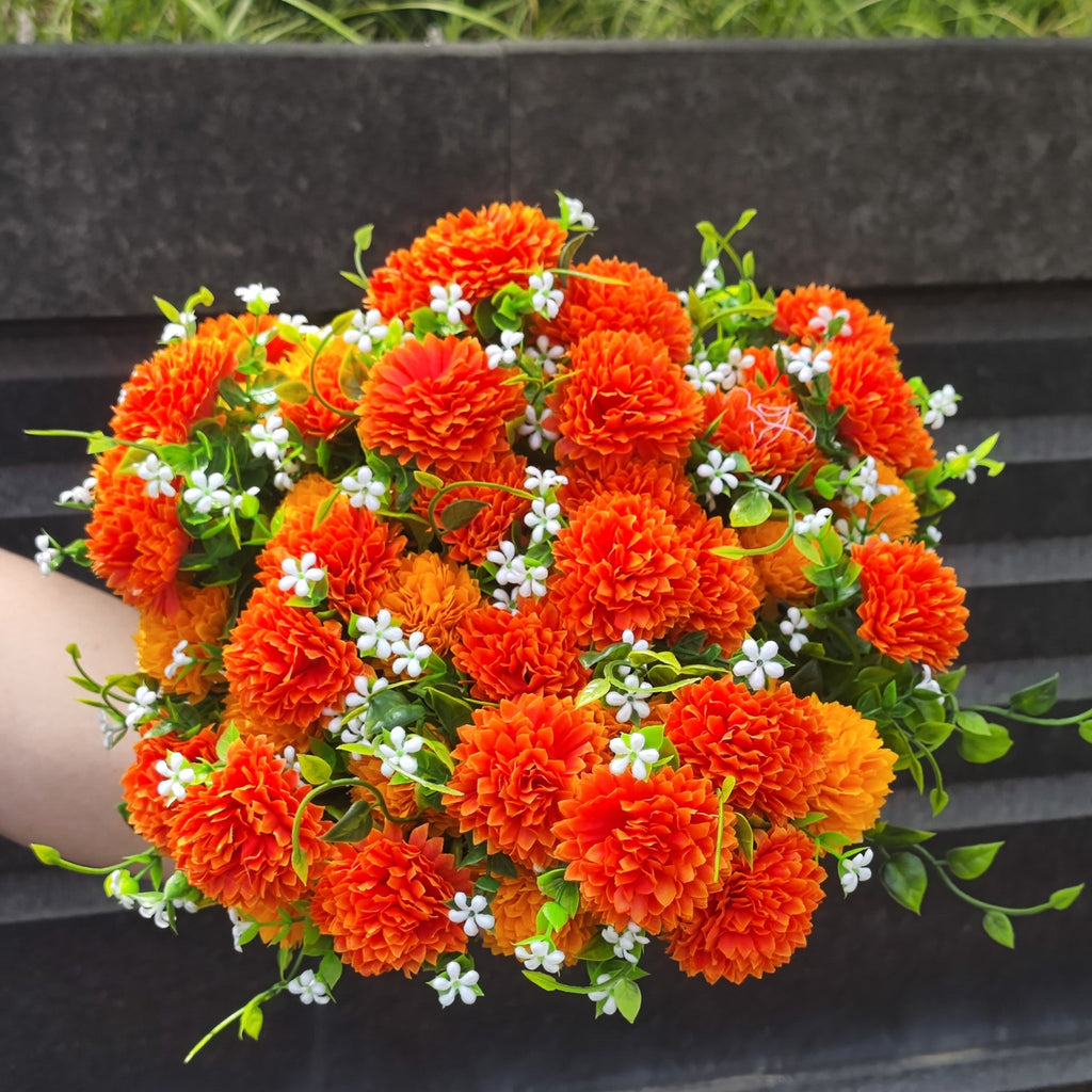 Crisantemos artificiales con resistencia a los rayos UV de 13" x 8" para jardín, balcón y terraza - Naranja quemado/amarillo