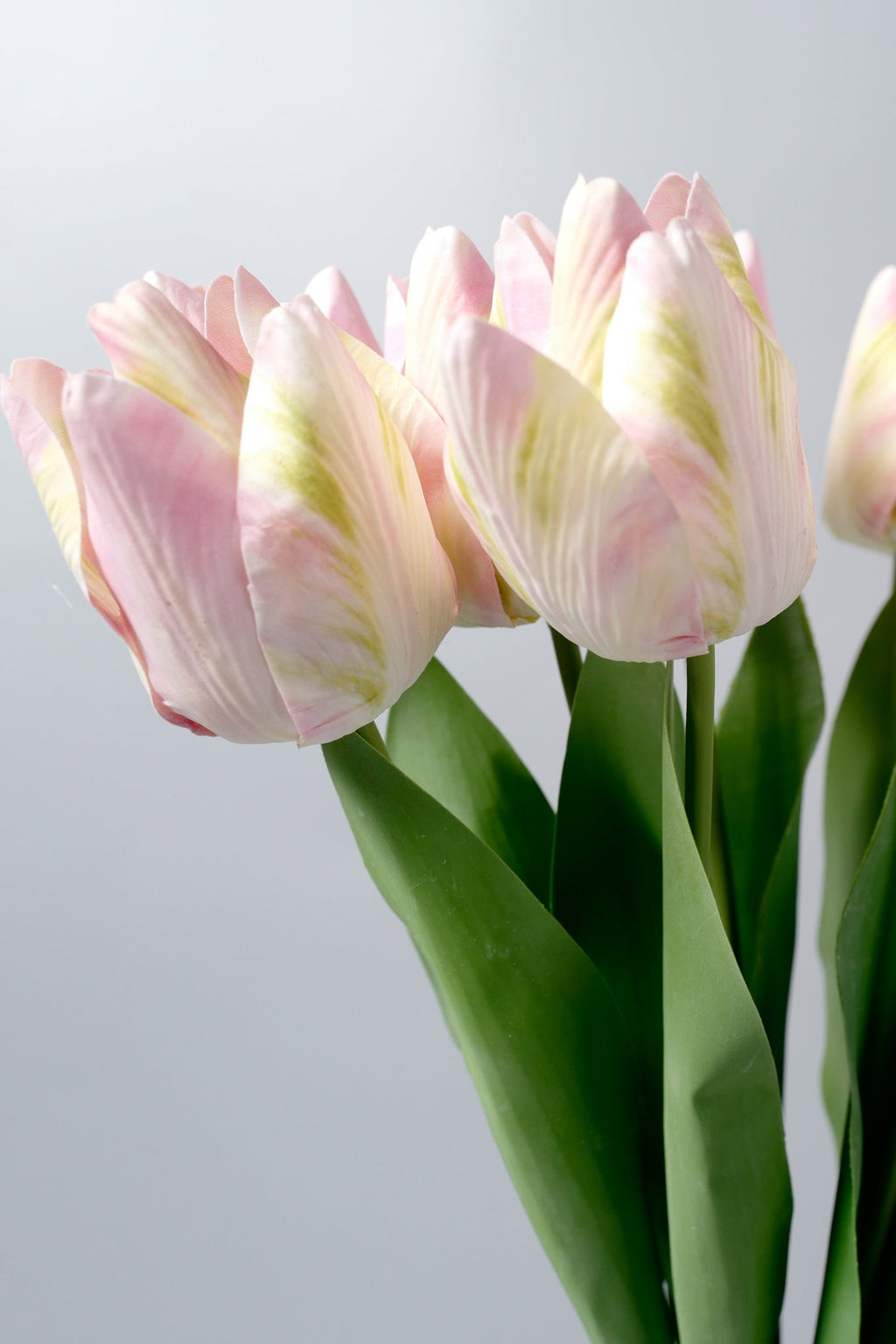Tulipanes artificiales de 20" para bodas y eventos