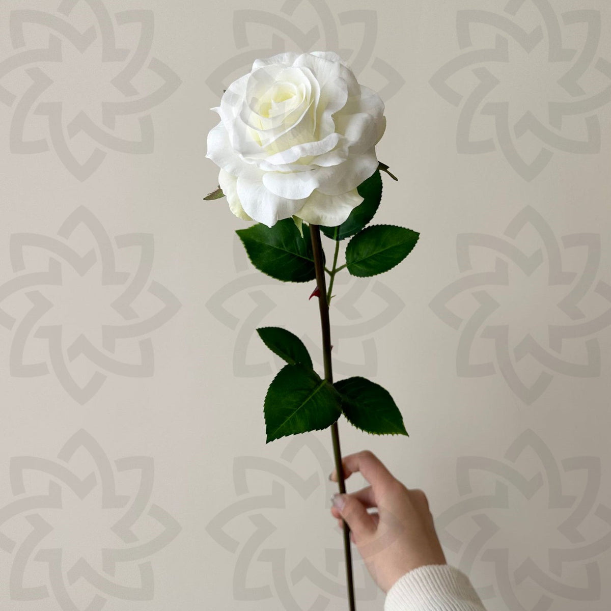 Rosas artificiales con tacto real de 18.8" para bodas y eventos - Crema
