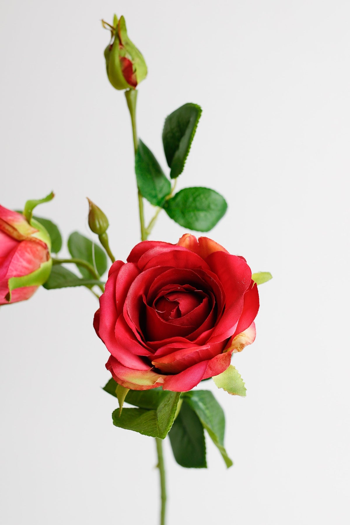 Rosas artificiales para bodas y eventos