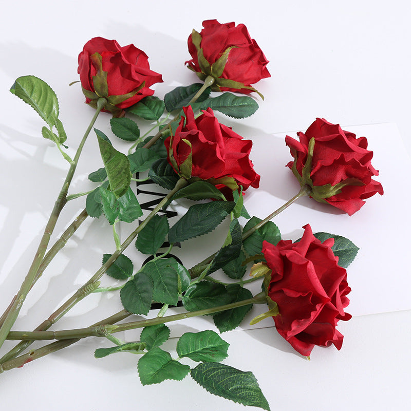 Rosas artificiales con tacto real de 17" para jardín, balcón y terraza - Rojo