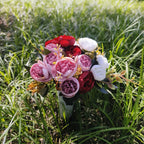 Flores artificiales para cementerio con resistencia a los rayos UV de 15" x 9" para jardín, balcón y terraza - Dusty/rojo