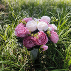 Flores artificiales para cementerio con resistencia a los rayos UV de 15" x 9" para jardín, balcón y terraza - Blanco/rosa