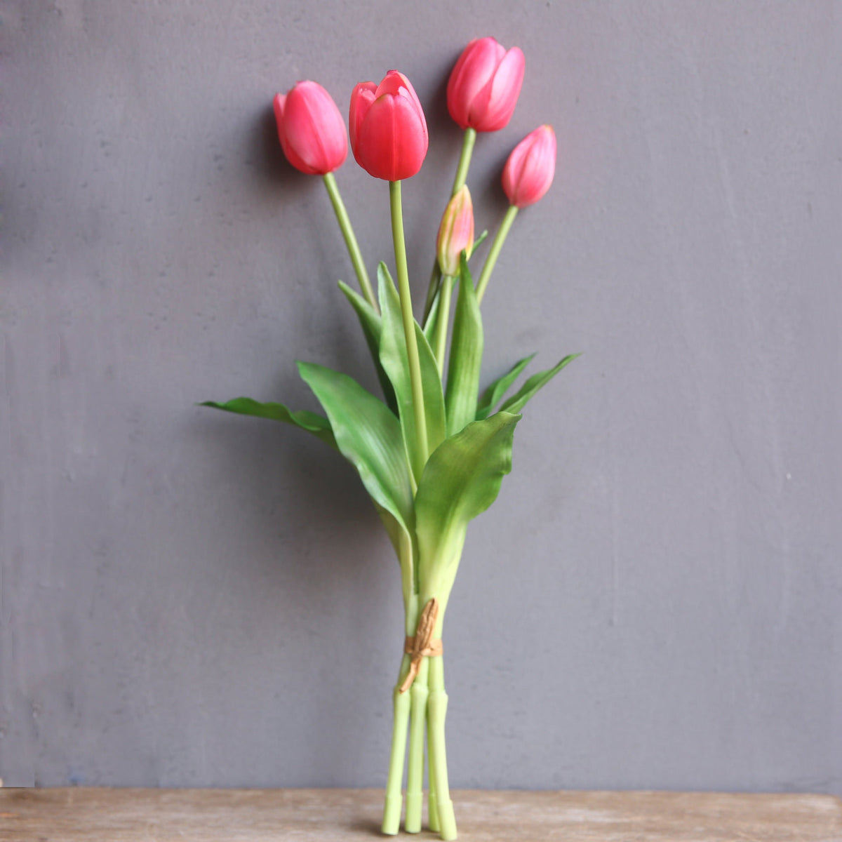 Tulipanes artificiales con tacto real de 15" para bodas y eventos