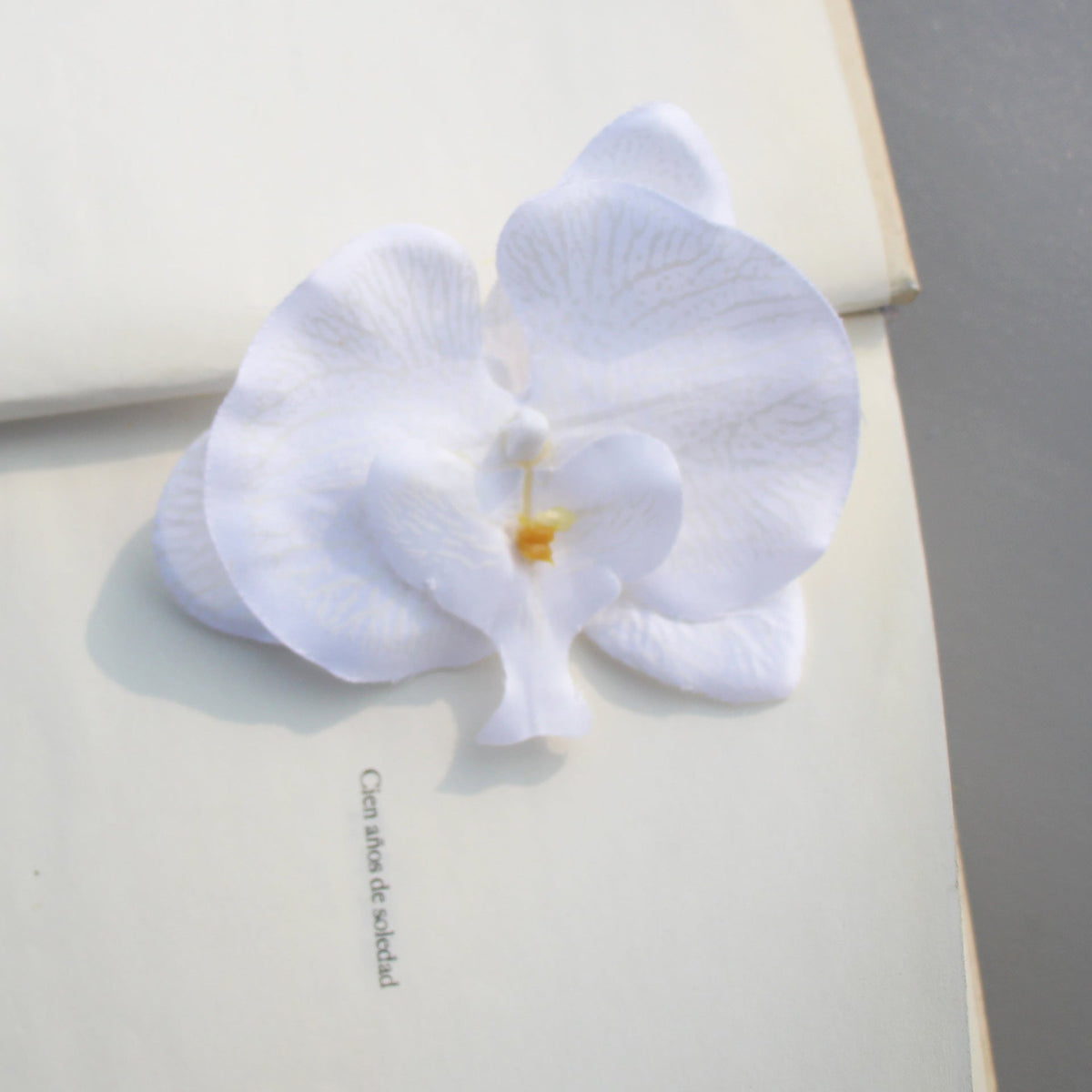 Orquídeas phalaenopsis artificiales con tacto real de 3" x 3" 20 piezas para bodas y eventos - Amarillo