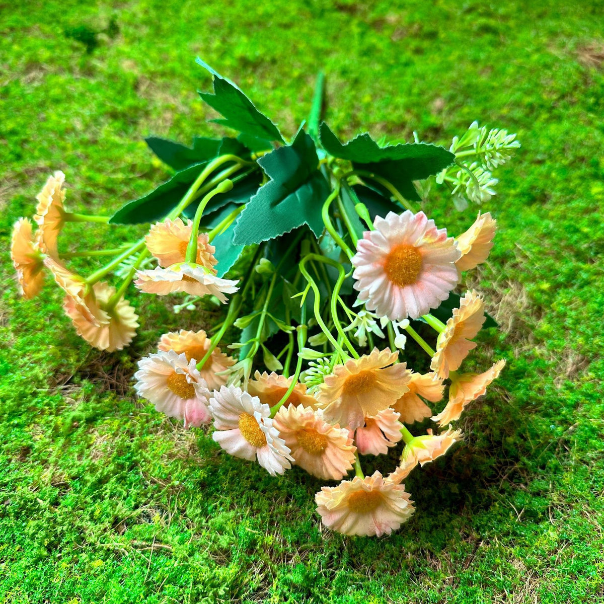 Ramo de Margaritas Artificiales Pequeñas, Mata Multicabeza Efecto Campestre, para Bodas, Hogar y Escaparates