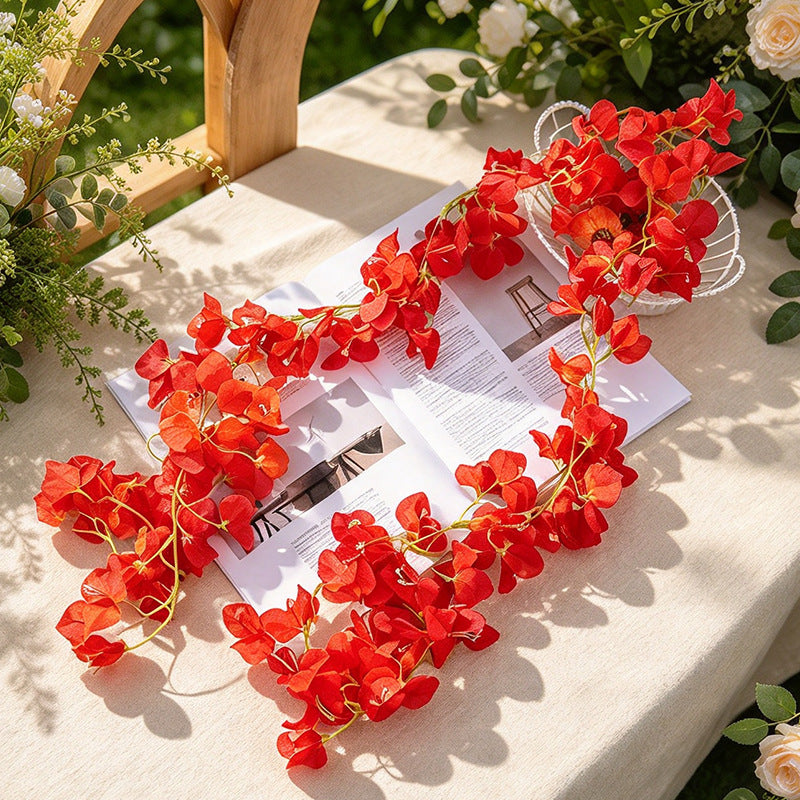 Guirnalda de Buganvilla Artificial Colgante, Enredadera de Plástico con 135 Flores, para Interior, Bodas y Escaparates