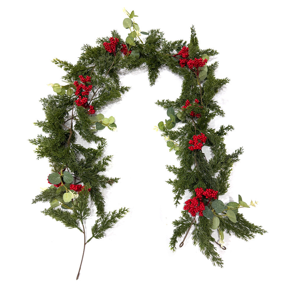 Enredadera Artificial de Pino y Frutos Rojos, Guirnalda Colgante de Plástico 180 cm, Decoración Navideña y de Puerta