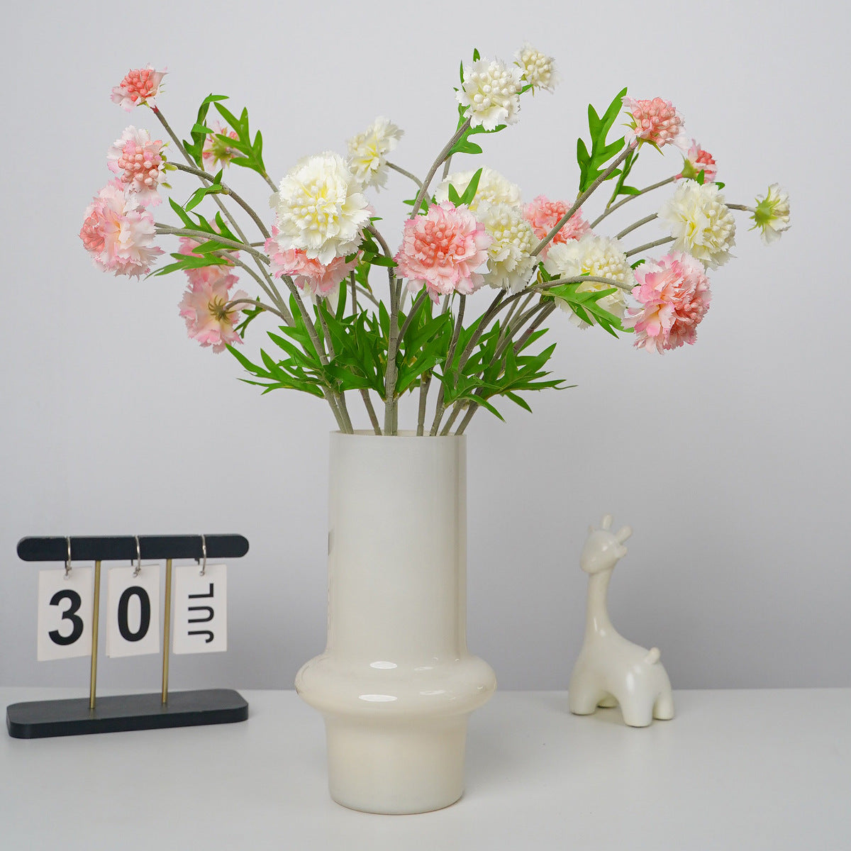 Ramo de flores artificiales con 3 cabezas, scabiosa, clavel y margarita, tacto aterciopelado, para hogar y bodas