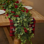 Guirnalda Artificial de Pino con Frutos Rojos y Hojas de Moneda, Enredadera Colgante de Navidad para Pared, Hogar y Escaparate