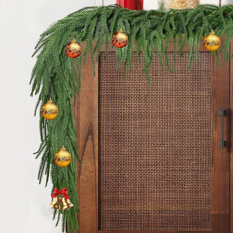 Guirnalda Artificial de Pino Norfolk con Luces, Pack de 3 Ramas Colgantes de Plástico, Decoración de Navidad y Hogar