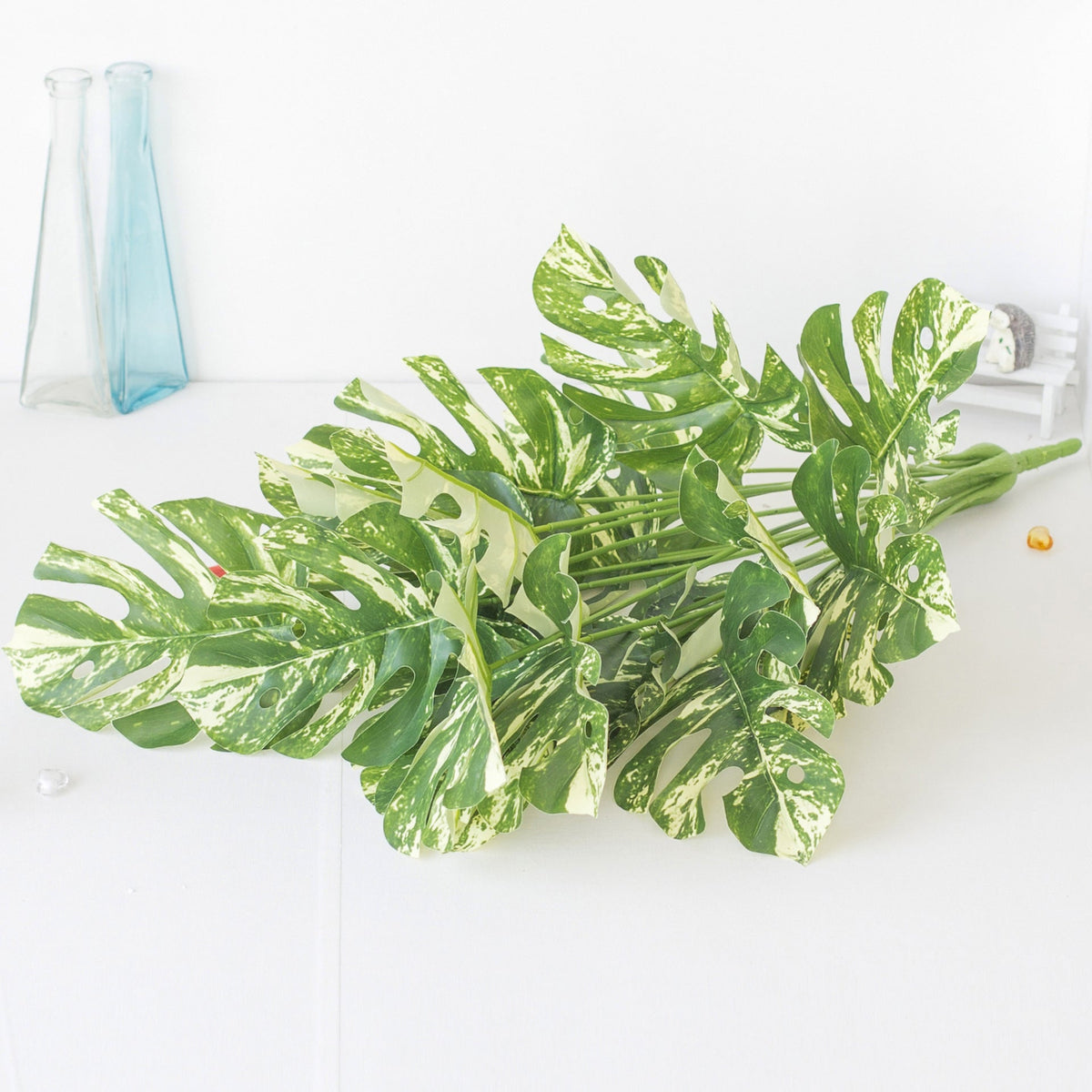Hojas de monstera artificiales con resistencia a los rayos UV de 29" para jardín, balcón y terraza