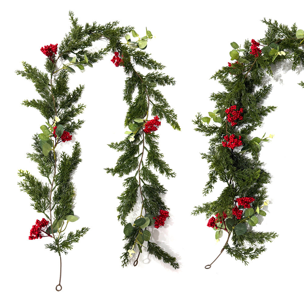 Enredadera Artificial de Pino y Frutos Rojos, Guirnalda Colgante de Plástico 180 cm, Decoración Navideña y de Puerta