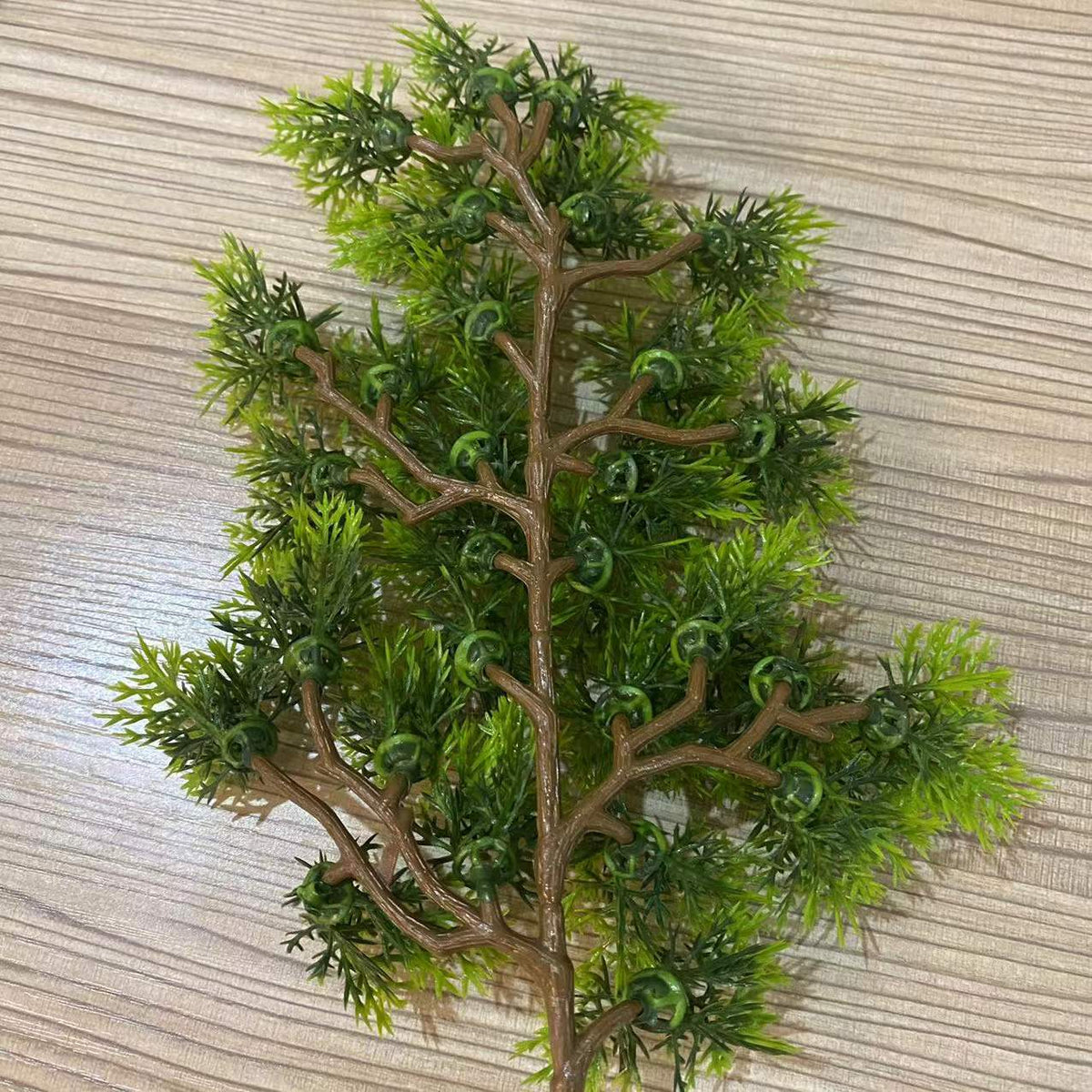 Ramas de pino artificiales de 13" x 6" para bodas y eventos - Burdeos