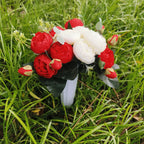 Flores artificiales para cementerio con resistencia a los rayos UV de 15" x 10" para jardín, balcón y terraza - Rojo-blanco
